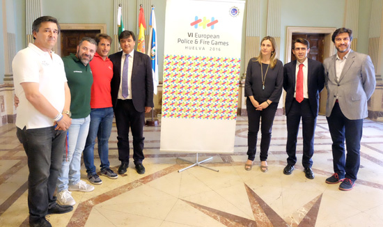 Imagen de la presentación en el Ayuntamiento de Huelva de la VI edición de los Juegos Europeos de Policías y Bomberos.