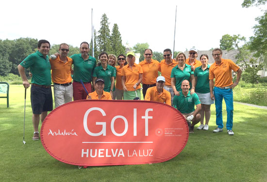 Imagen de los participantes en el Torneo de Golf celebrado en Holanda.